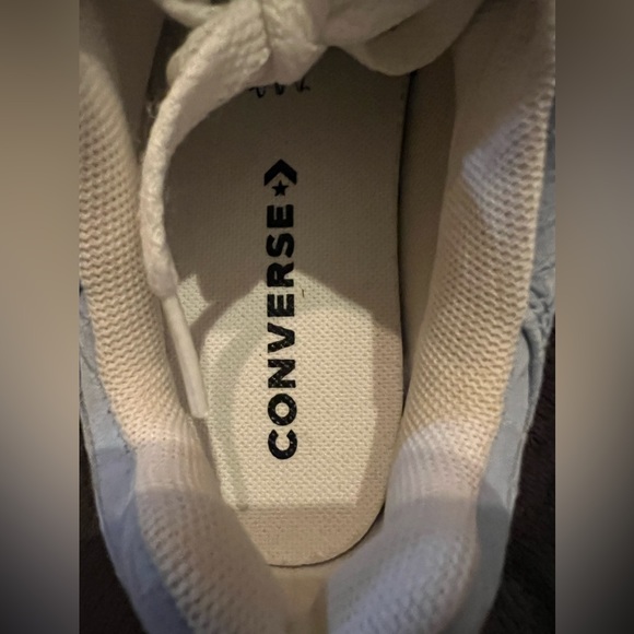 Converse All-Star Youth Powder Blue &White Classic Sneakers Size 13. LIKE NEW - Picture 4 of 8
